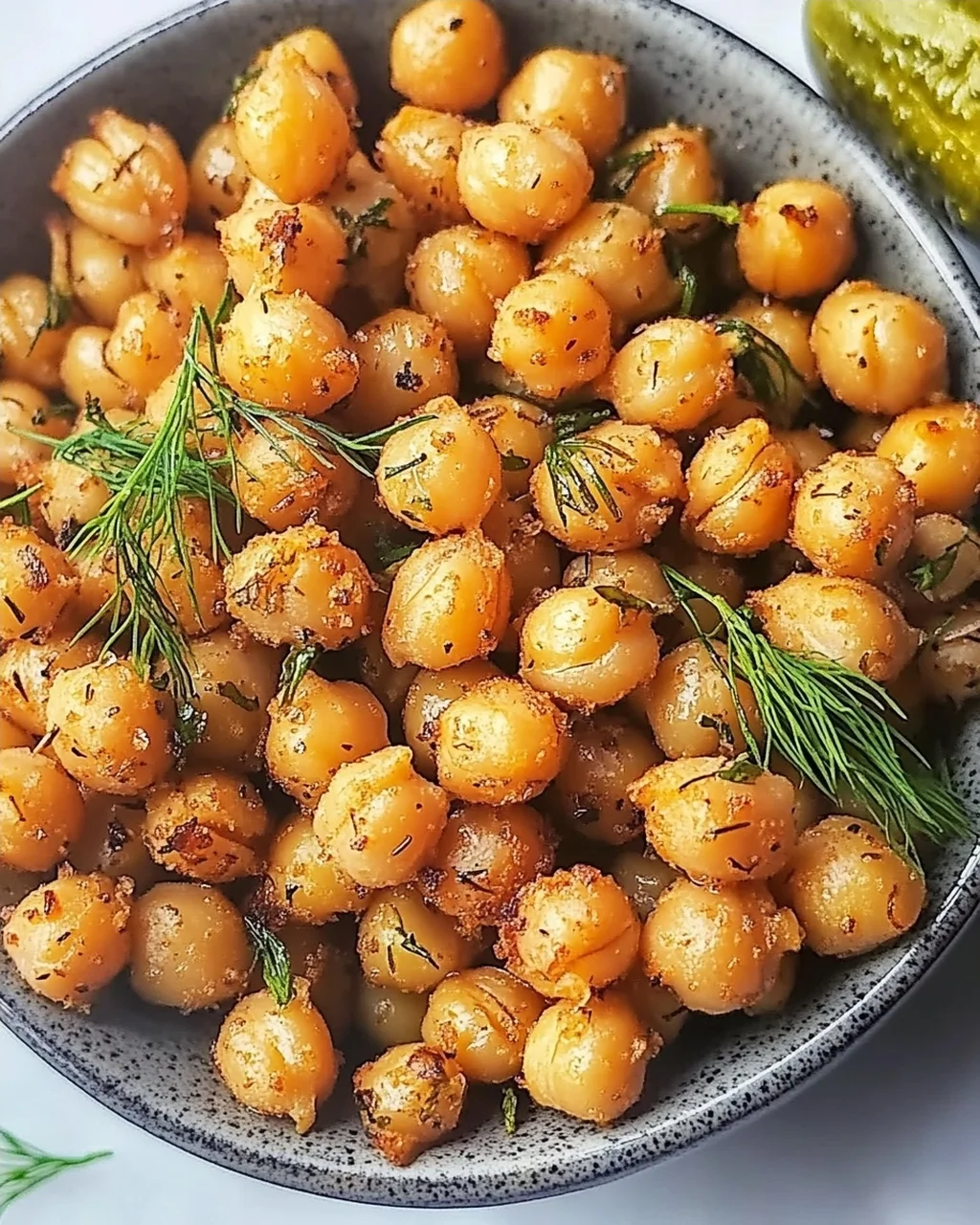 Dillgurken geröstete Kichererbsen für Knabberspaß