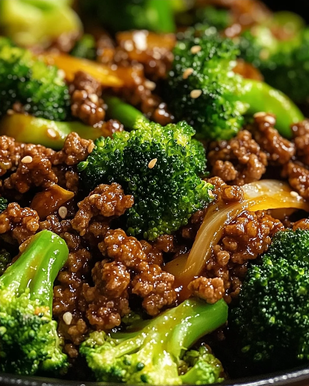 Teriyaki-Hackfleisch-Pfanne mit Brokkoli